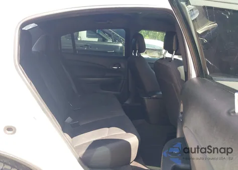 2014 Chrysler 200 Touring z USA, uszkodzony, nr VIN 1C3CCBBG9EN152089